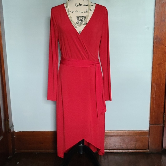 Red Signature Collection Dress - Picture 1 of 11